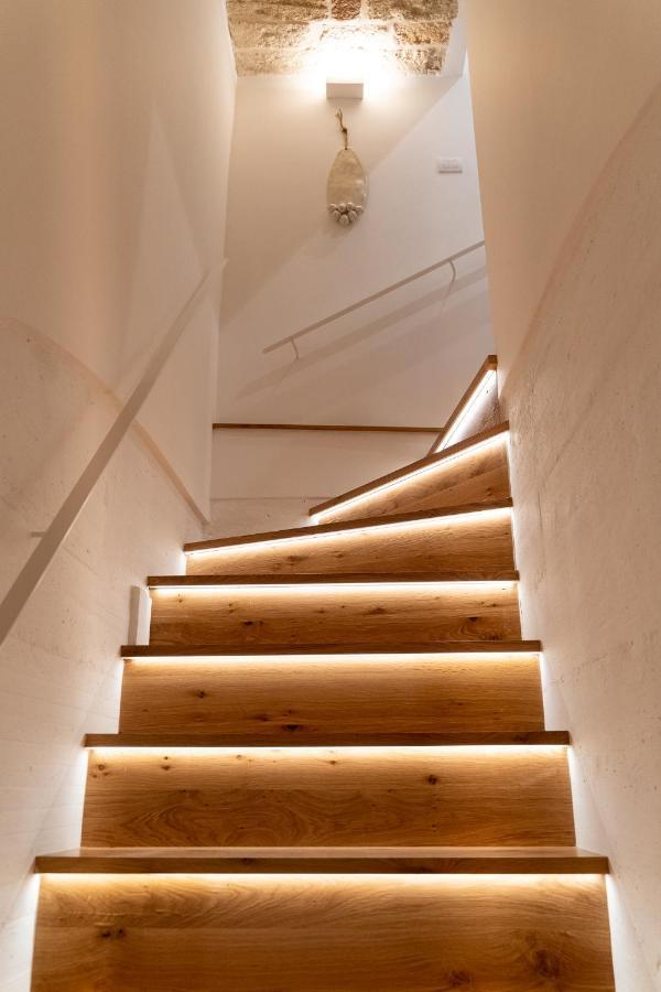 B-Welcome Rooms Of Charme E Relax Polignano a Mare Exterior photo